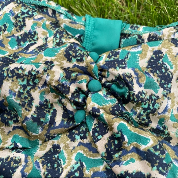 SHEIN Floral Balloon Sleeve Top - Picture 5 of 6